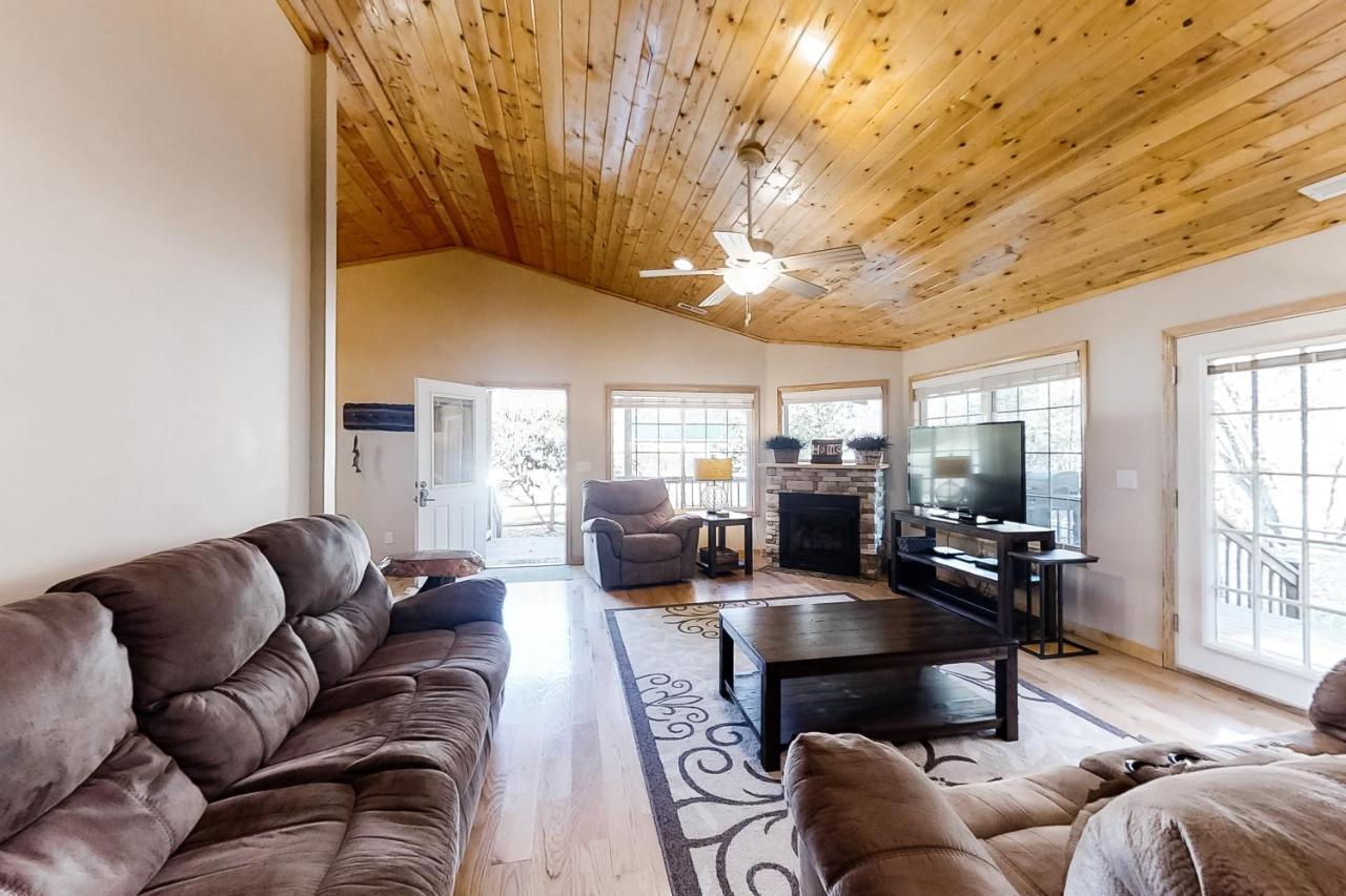 3 Bed 2 Bath Vacation Home In Whittier מראה חיצוני תמונה